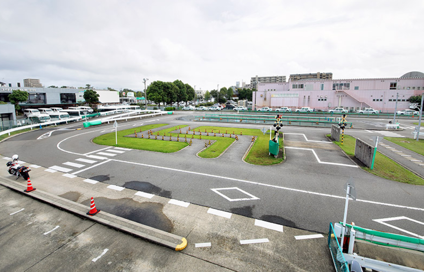 ユタカ自動車学校