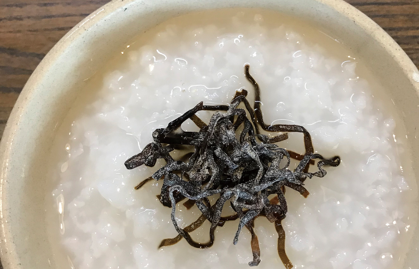 まちのいどばた 参八通り